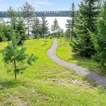 Semesterbostad Hymy By Interhome