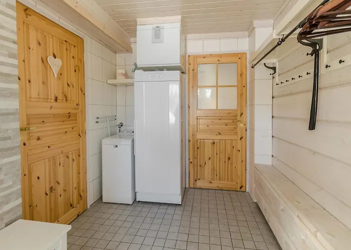 Hymy By Interhome 度假居 Hattusaari